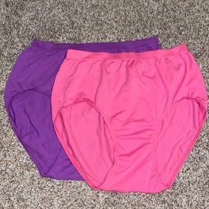 Bali set of two Panties 10/11. NWOT.
